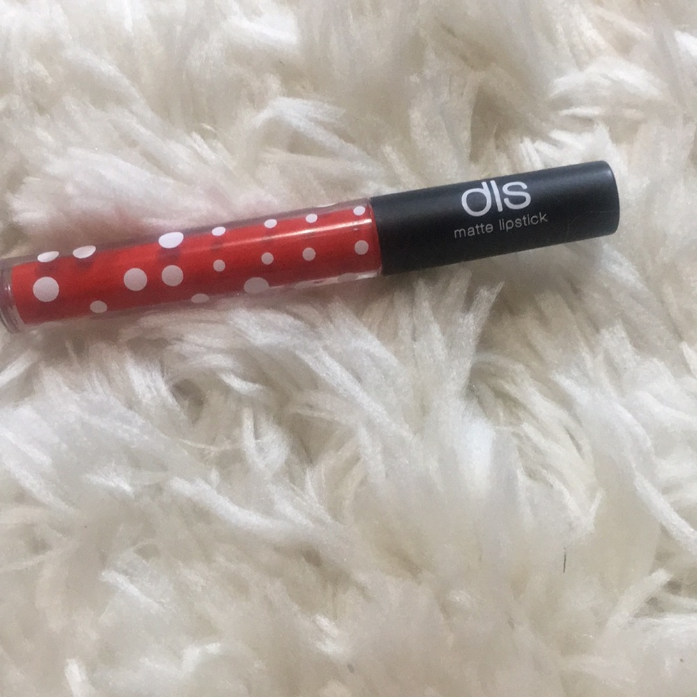 Dls matte lipstick in phantom